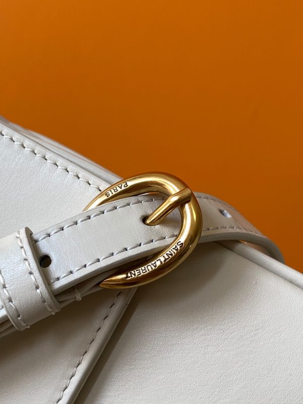 Saint Laurent Le Maillon Bag In White Calfskin